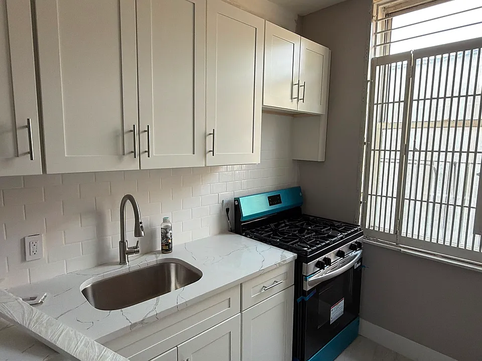 1151 Grant Ave #3E
