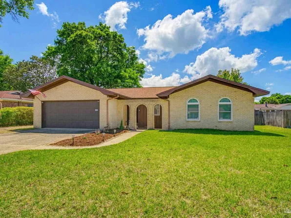 8217 Squire Rd, Pensacola, FL 32514