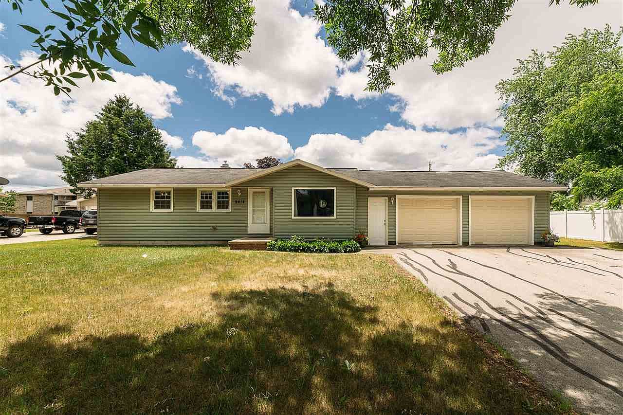 2414 Manitowoc Rd, Green Bay, WI 54311 Zillow