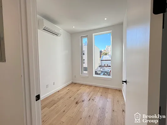 Rented by Brooklyn Group | media 9