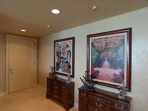 2nd image of 1 Miranova Pl APT 2125