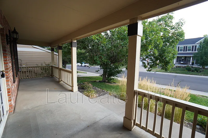 5 bed, 3.5 bath, 3398 sqft, $3,595 — Photo 2