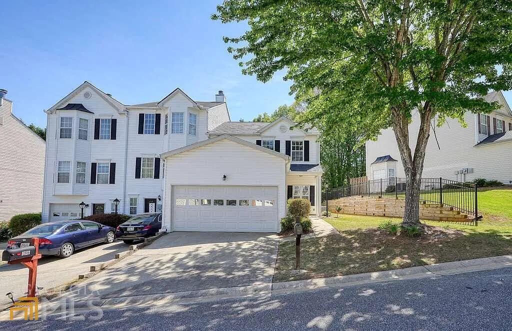 1625 Indian Way photo 1