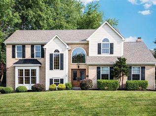 143 Pinehurst Dr, Cranberry Township, PA