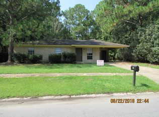 2631 Camino Grande St, Gautier, MS 39553