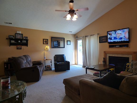 5th image of 5081 Owen St