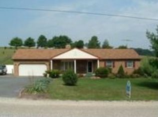 166 Grove Rd, Stewartstown, PA 17363