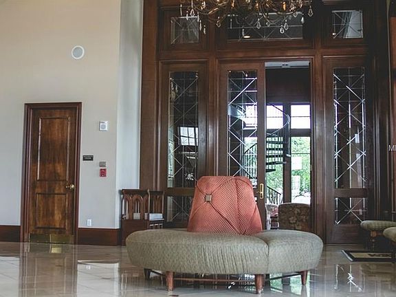 5th image of 345 Bayshore Blvd APT 304