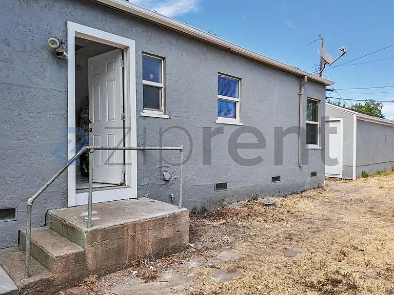 4309 32nd St — Photo 32