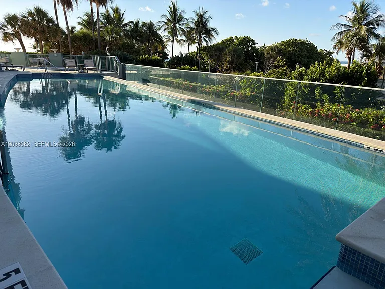 1455 Ocean Dr #902 — Photo 29