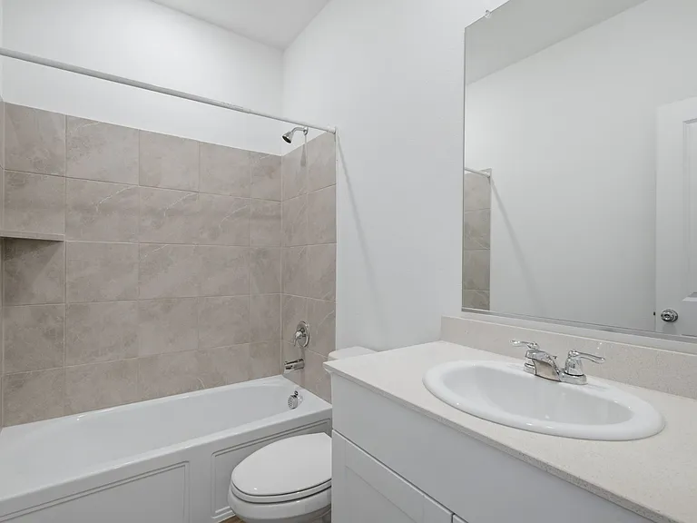 1312 Pistachio Dr — Photo 9