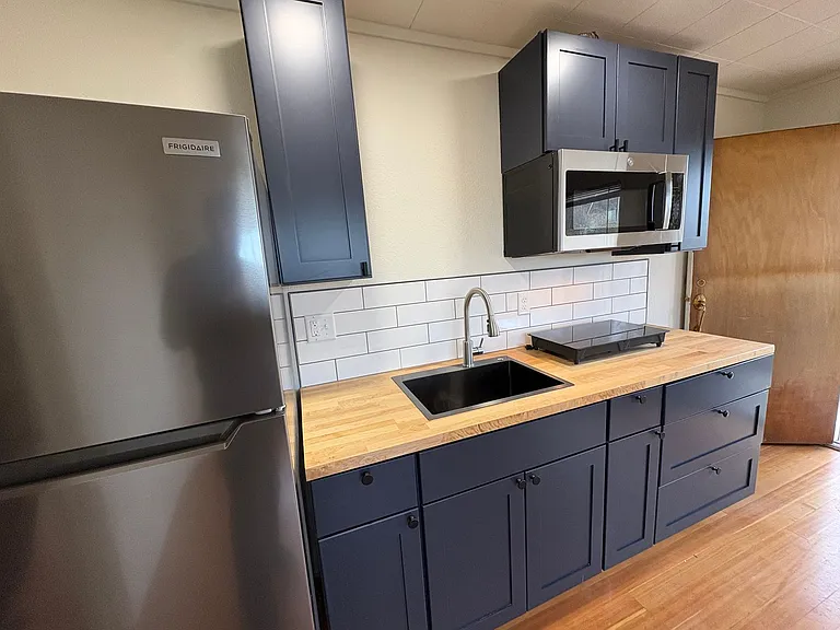 1133 N Almon St — Photo 4