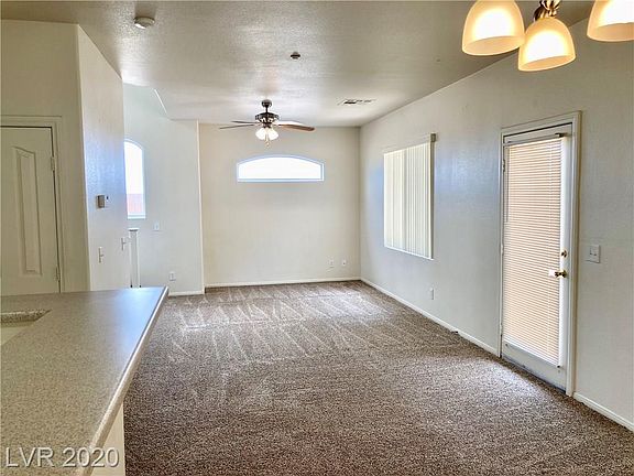 5th image of 8905 Brentwood Grove Ct