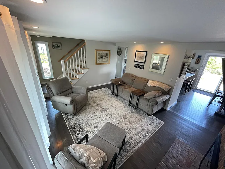 319 S Main St — Photo 15