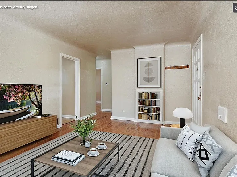 745 N Cherry St — Photo 6