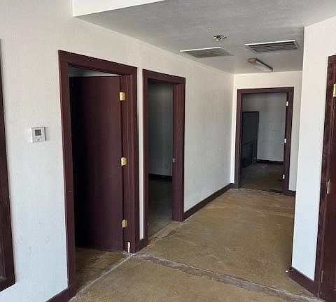 5th image of 5201 Gateway Dr