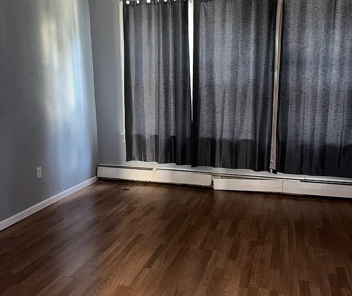 135 W River St #135 — Photo 9