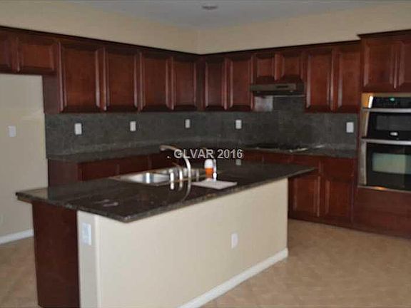 5th image of 113 Summit Creek Ave