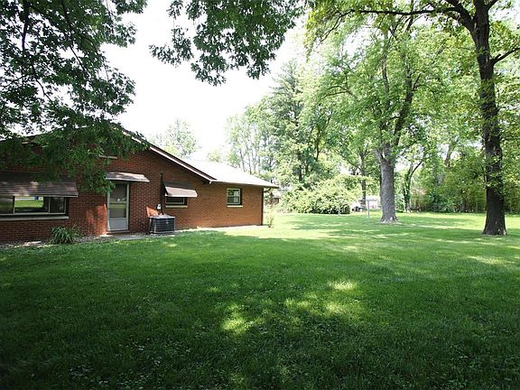 4th image of 292 W Haller Dr