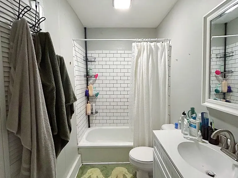 609 Addison Ave — Photo 6