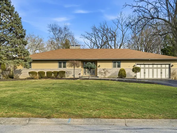 3900 Hillview Dr, Columbus, OH 43220