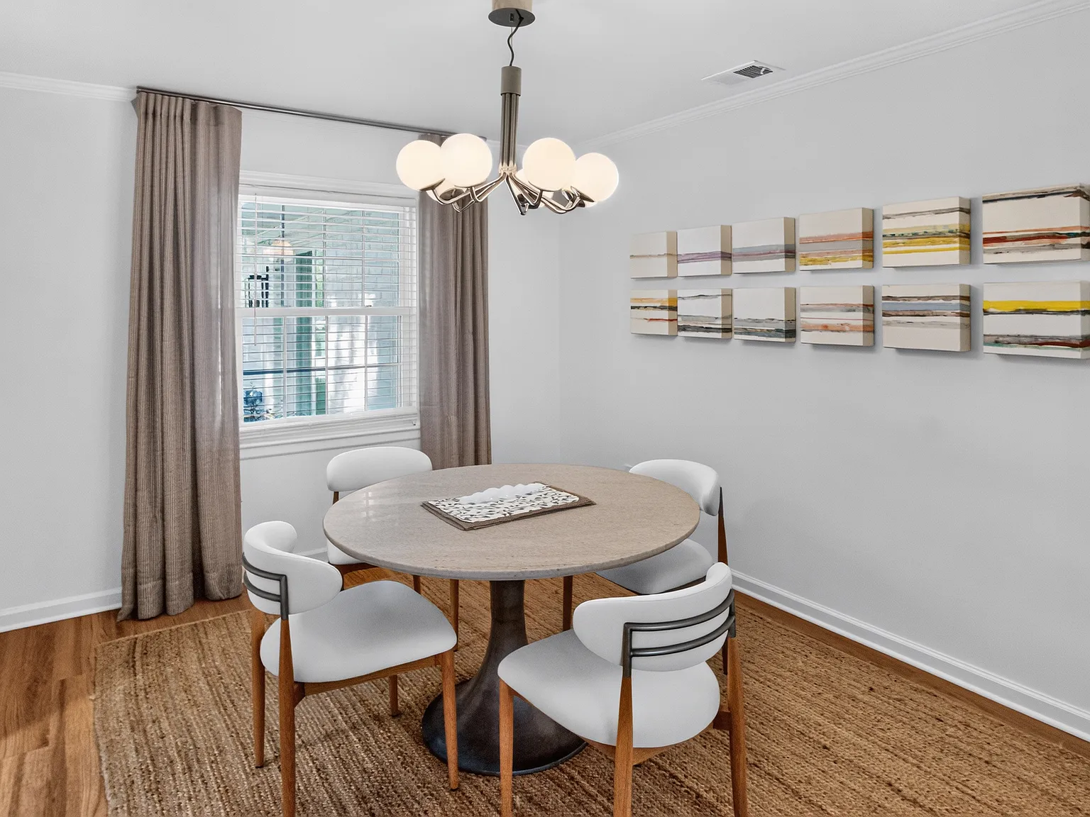 2 bed, 1150 sqft, $2,300 — Photo 4