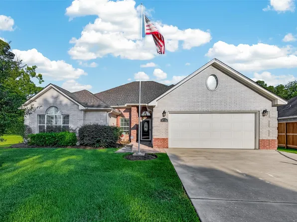 18526 Steele Point Dr, Crosby, TX 77532