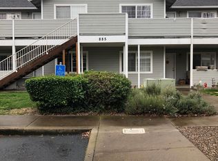 885 Valley View Dr UNIT B, Medford, OR 97504