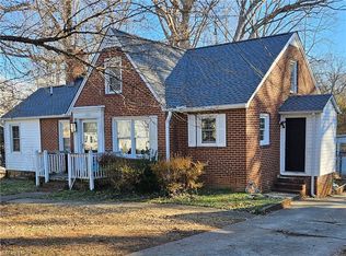 2105 Francis St, High Point, NC 27263