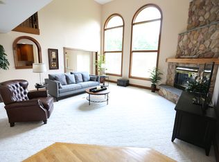 456 Saddle Park Ct, Dayton, OH 45458