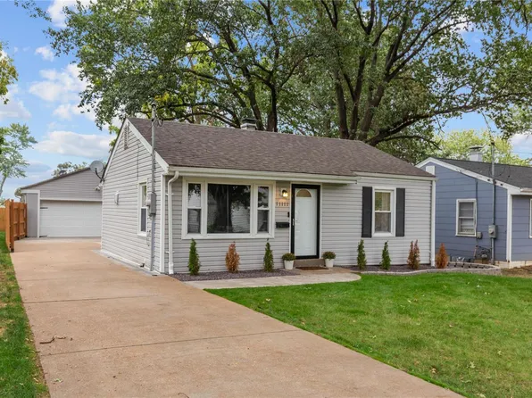 11111 Bernice Ave, Saint Ann, MO 63074