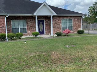 101 Stephens Ln, Lumberton, TX 77657