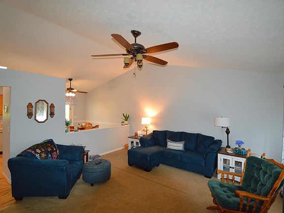3rd image of 1361 Wingate Dr