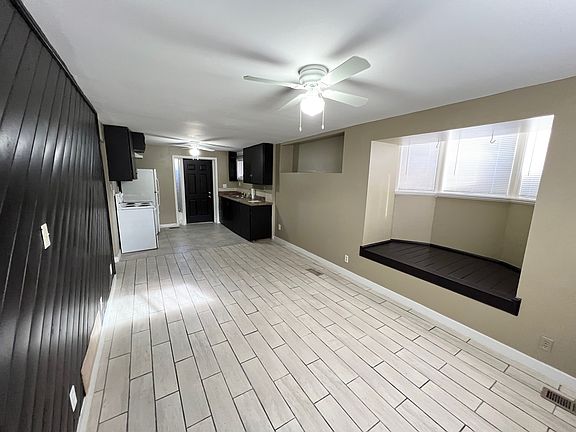 4th image of 381 E Kensington Ave APT B