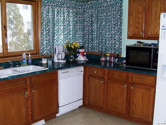 Home for Sale in Quincy, IL $129,900