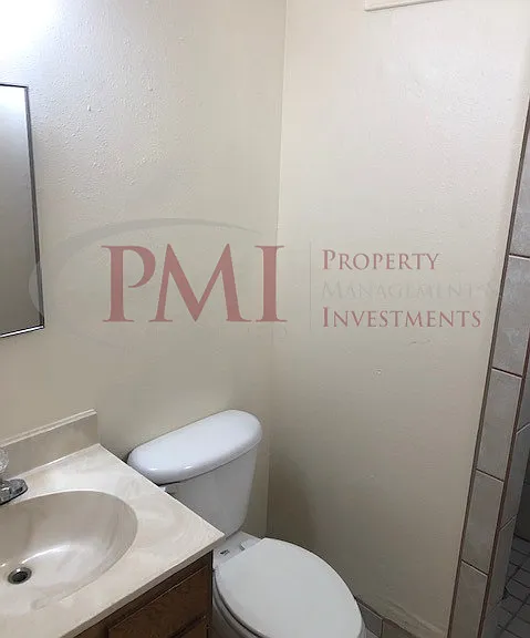 374 Dusty Lane Apt. C — Photo 9