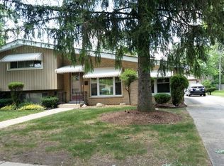 3N328 Wilson St, Elmhurst, IL 60126