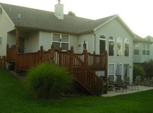 18 Broomsedge Ct, Saint Charles, MO 63303