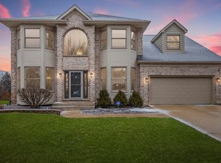 3812 Celeste Ln, Naperville, IL 60564