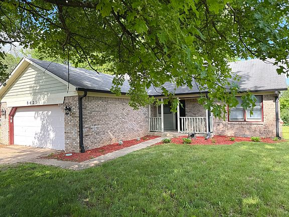2nd image of 8627 Chateaugay Dr