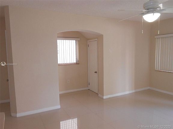 3rd image of 1199 Marseille Dr APT 13