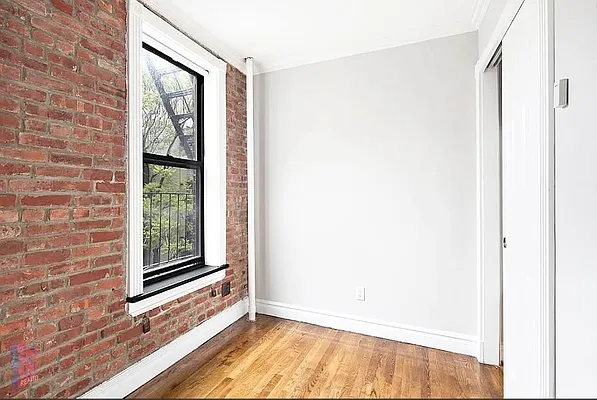 Rented by Century 21 Premier  | media 8