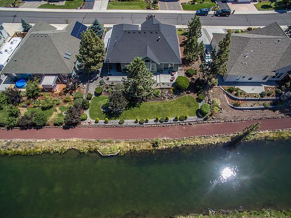 3rd image of 3835 SW Tommy Armour Ln