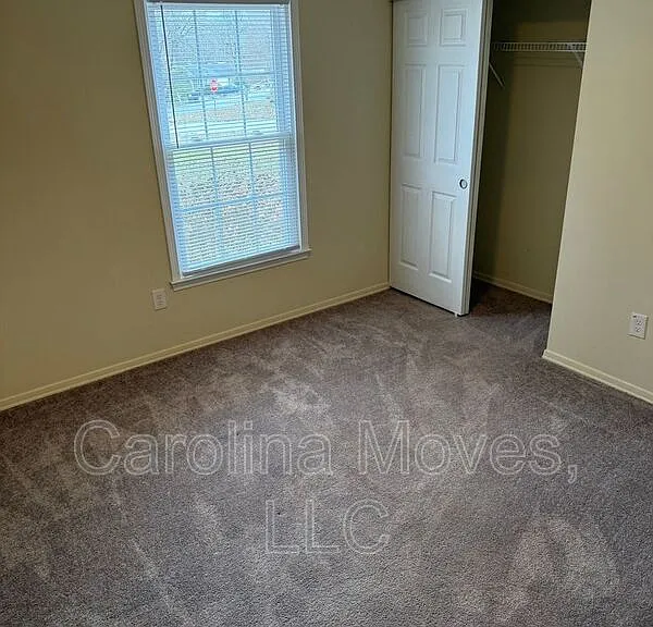 11 Cooperfield Ave — Photo 16