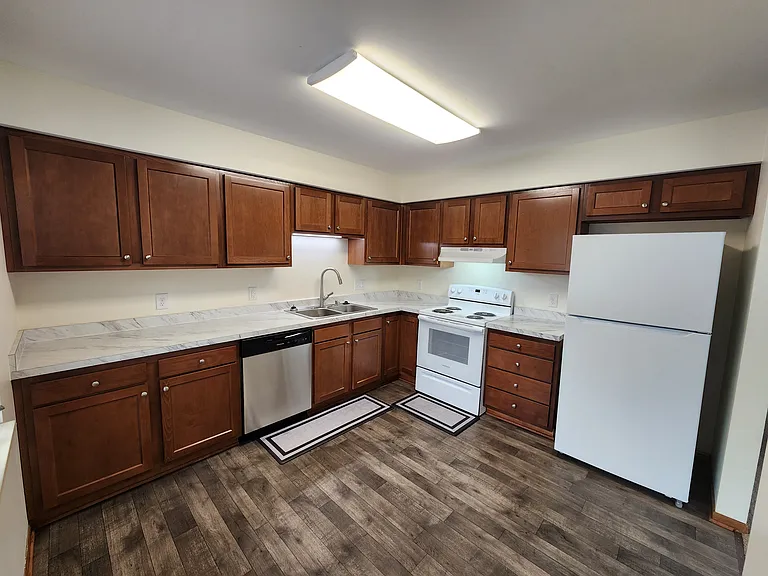 1146 Country Creek Ln — Photo 6