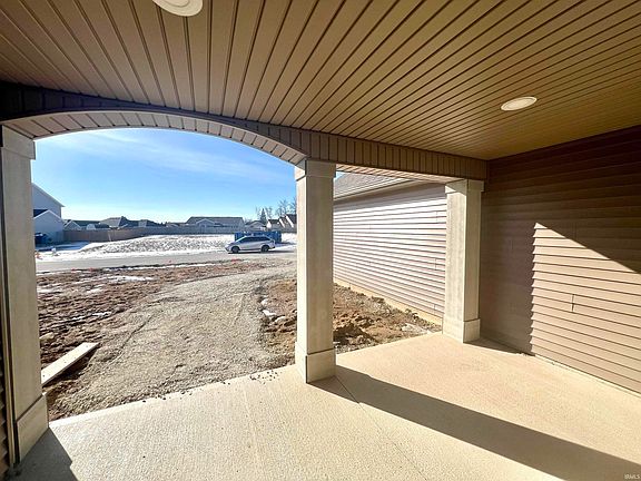 3rd image of 3085 E Butler Ct