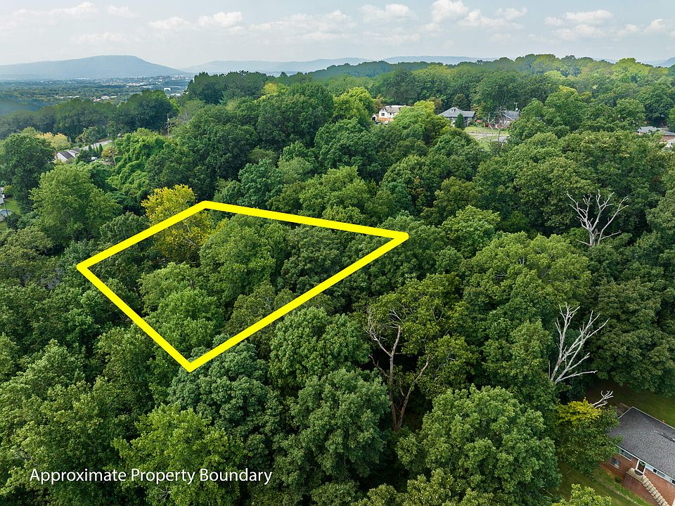 1st image of 3612 Parkway Dr #6