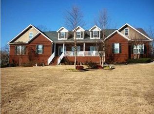 92 N Pointe Rd, Ringgold, GA 30736