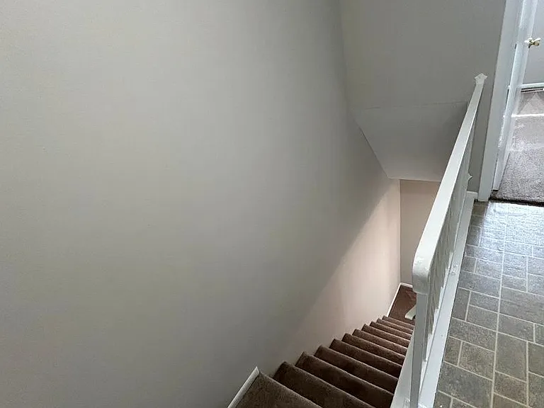 Fairview Court Apartments — Photo 78