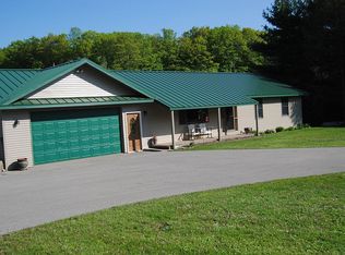 5697 Bunker Hill Rd, Central lake, MI 49622